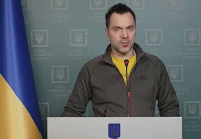 Aresztovics szerint Ukrajna három részre osztható