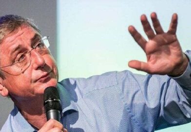 Váratlanul megszólalt Gyurcsány Ferenc a Tisza kétharmada után