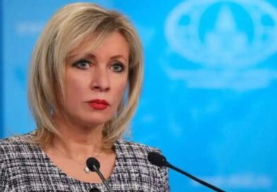 Zaharova szerint Zelenszkij irodája egy pszichiátriai osztályra hasonlít