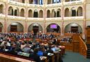 Már a választás előtt látszik: teljesen kicserélődik az Országgyűlés – íme, a búcsúzók